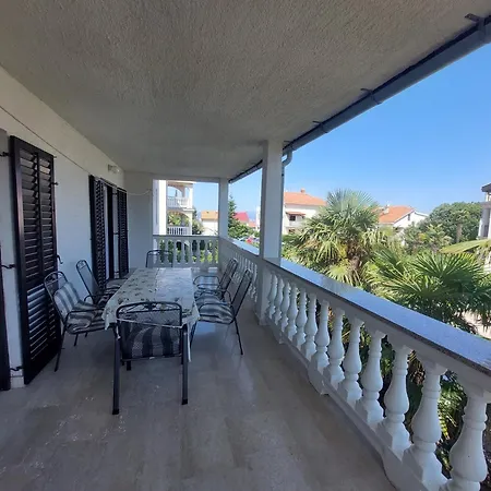 Milka Apartmán Njivice